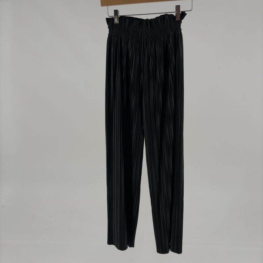Proche The Sadie Pants Size Small in Black Pull On Pleated Pants